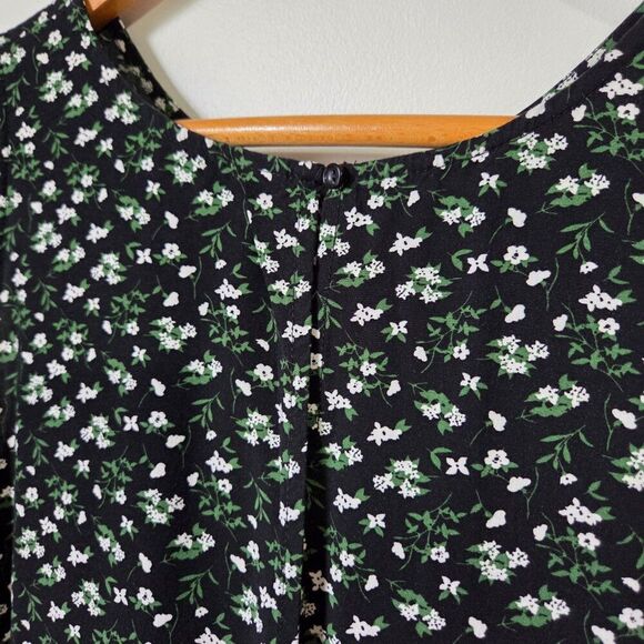 EUC LIKE NEW OLD NAVY SOFT DITSY FLORAL DRESS SIZE XL - Picture 11 of 16
